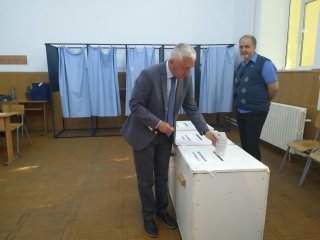 Adrian uuianu a votat la Trgoviște. Posibil incident electoral